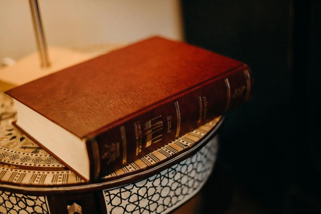 新手友好的教程：從頭到尾創建和管理您自己的網站 (新手友好什么意思)