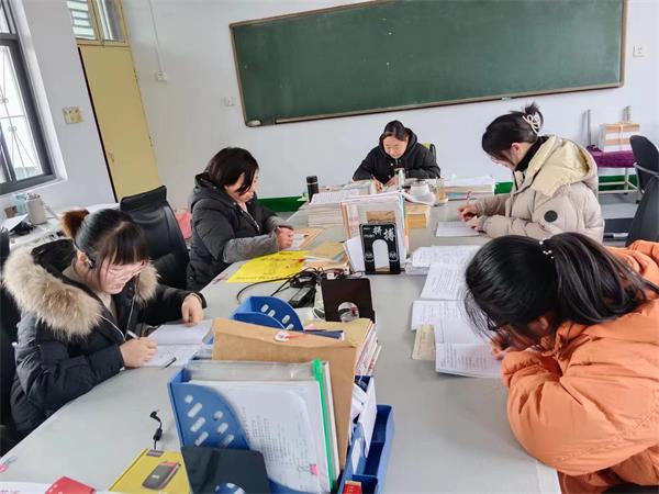 深入鉆研：從無到有的應用程序開發指南 (深入鉆研的意思)